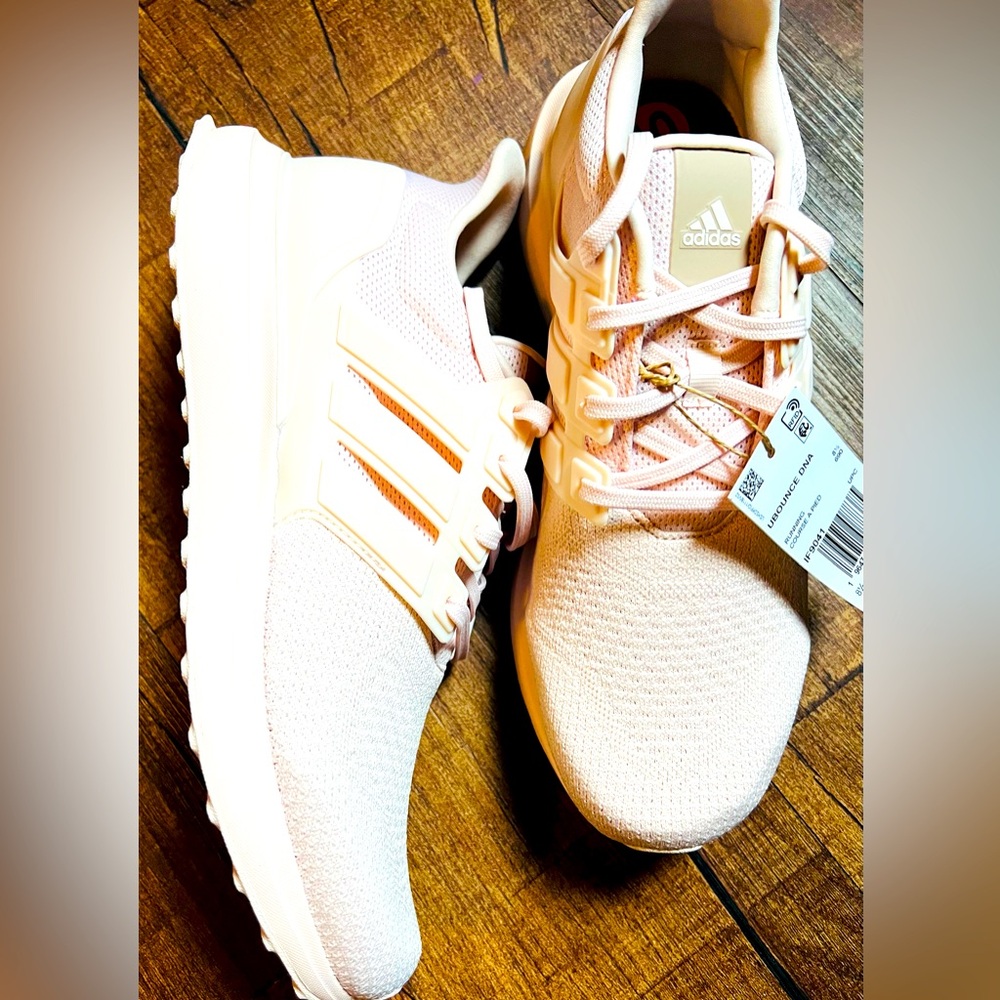 Adidas U Bounce DNA women’s 10 men’s 8.5